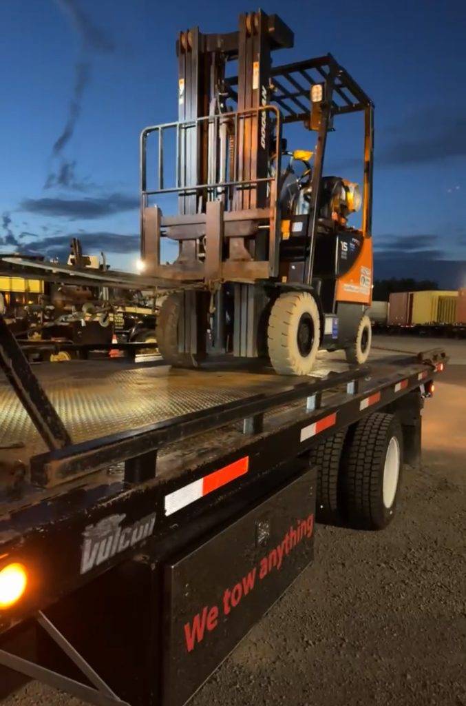 1st Choice Towing & Recovery (1)